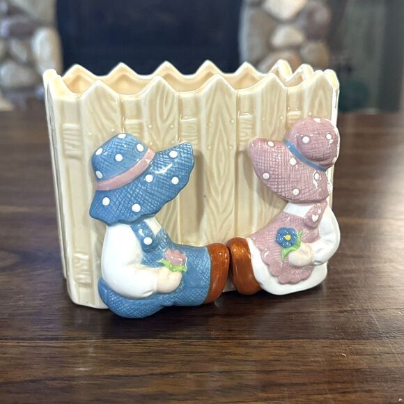 Vintage Ceramic Planter with Boy and Girl Sitting By Fence Homco Country Decor - Picture 1 of 8
